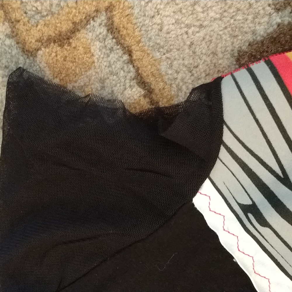 Andy Warhol mesh tee by Cultura - Picture 4 of 5